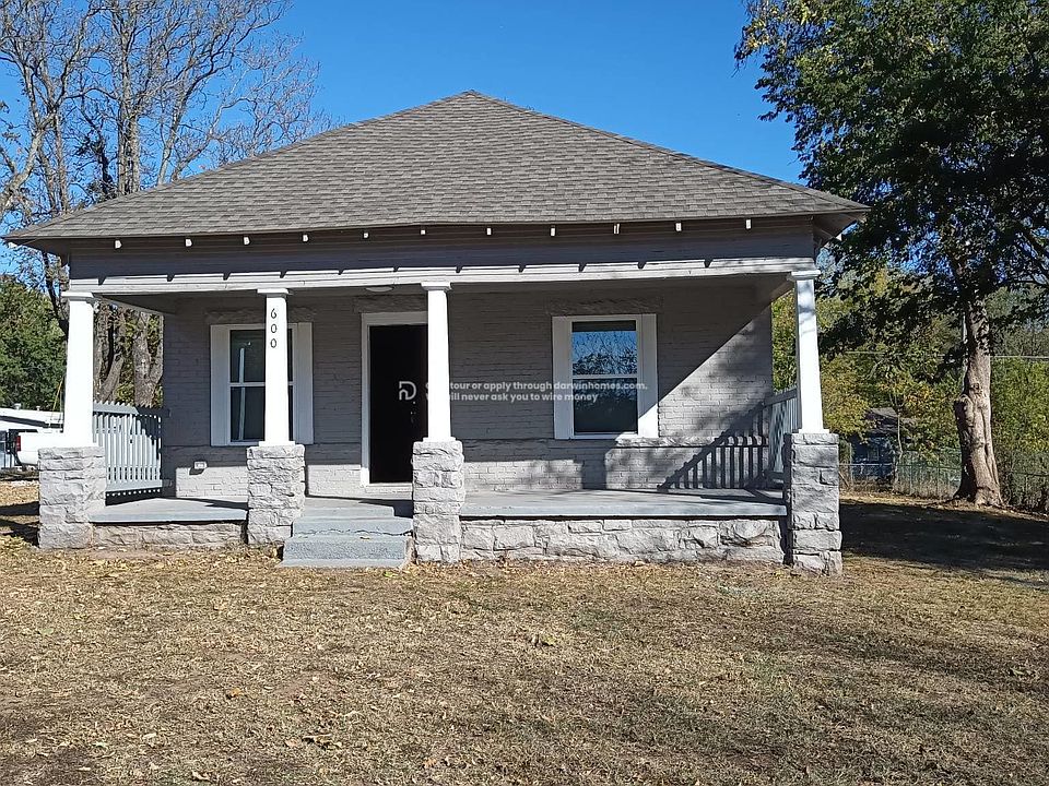 1st image of 600 S Chickasaw Ave