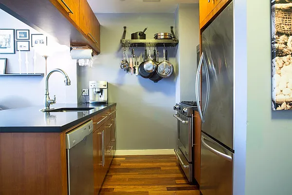 Sold by Real Direct | media 4