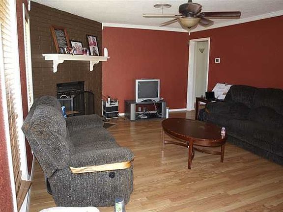 4th image of 6306 NW Elm Ave
