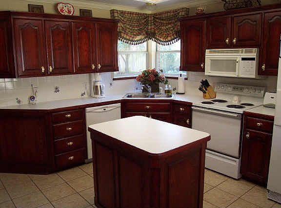 2nd image of 565 Dove Creek Cir