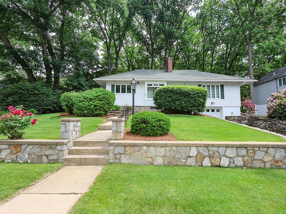 1st image of 41 Bruce Road