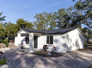 1395 Davis Rd, Dunedin, FL 34698