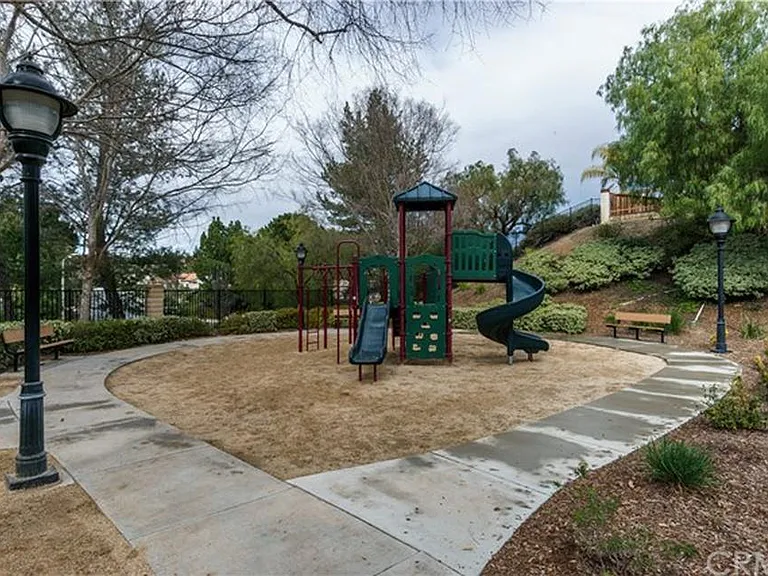 30067 Laurel Creek Dr — Photo 21
