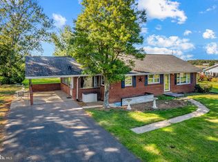 98 Cedar Ridge Rd, Waynesboro, VA 22980