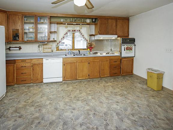 16006079_4