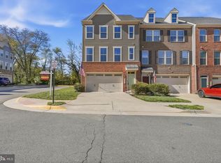8966 Bridle Ridge Ln, Manassas, VA
