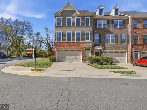 8966 Bridle Ridge Ln, Manassas, VA 20110