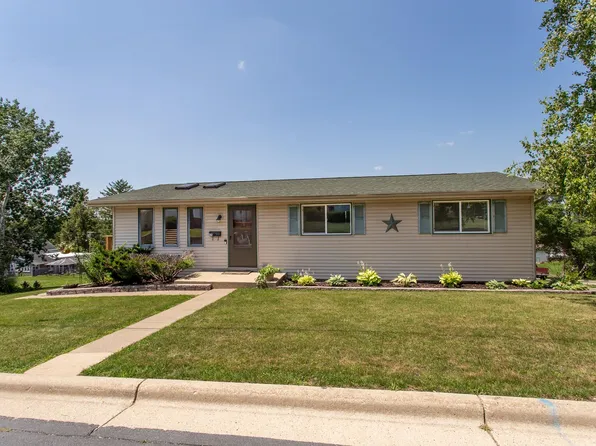 312 N Lafayette St, Argyle, WI 53504