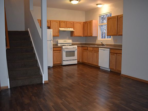 3rd image of 1139 Foxglove Ct #1139