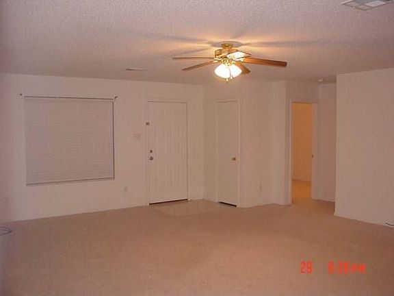 3rd image of 4409 Lloyd Dr