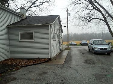 3rd image of 1524 E 6th St