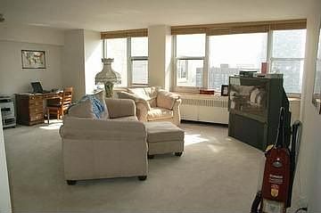 3rd image of 4250 N Marine Dr APT 2610