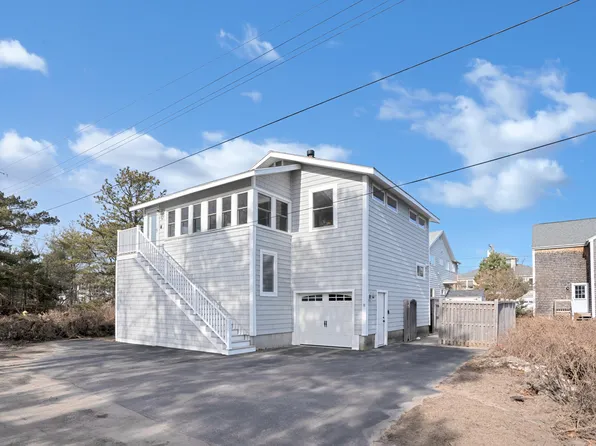 18 Porter Road, Old Orchard Beach, ME 04064