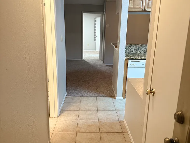 224 Afton Sq #301 — Photo 4