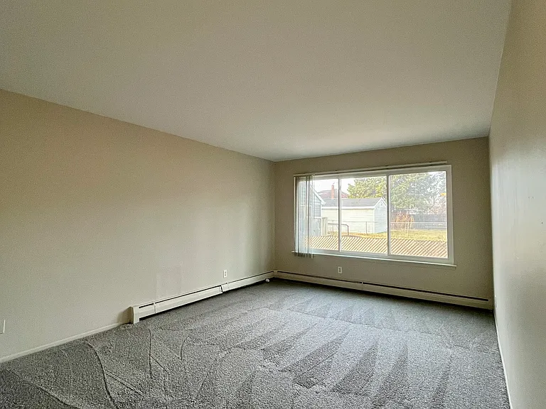1213 Sycamore St #106 — Photo 2