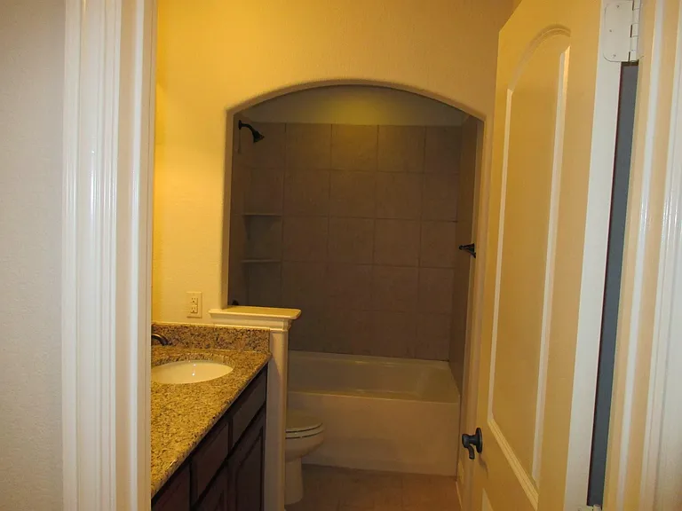 10530 Tenneyson Ridge Dr — Photo 38