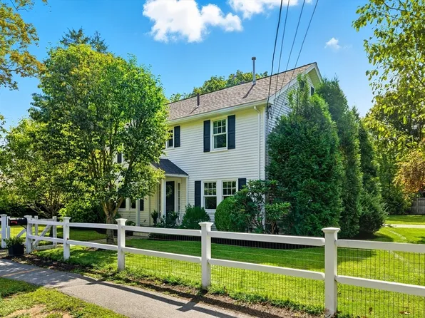 53 Prairie St, Concord, MA 01742