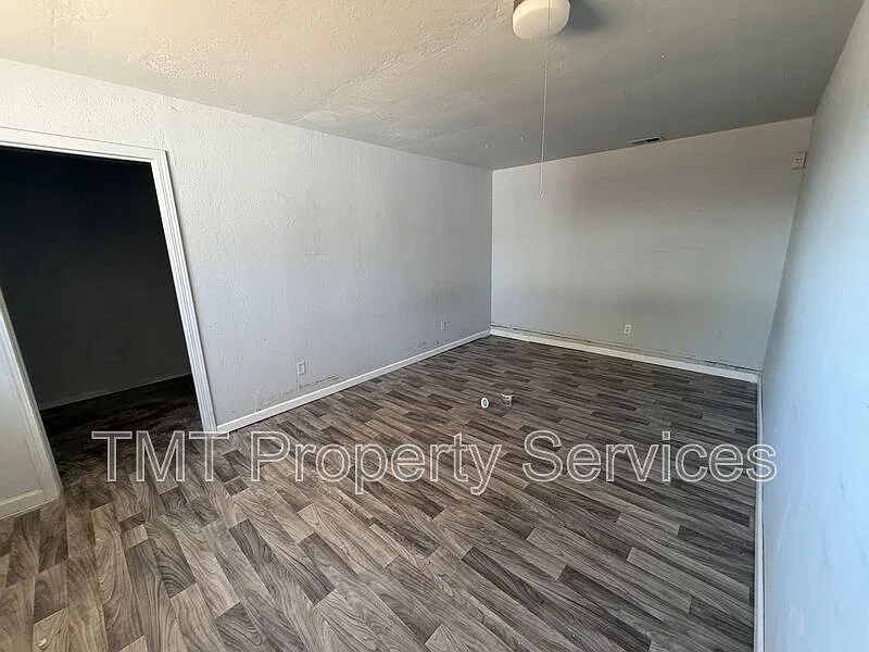 5101 North Pkwy