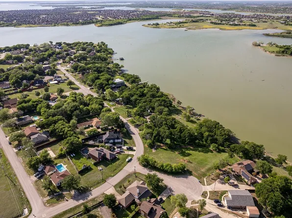4581 N Shore Dr, The Colony, TX 75056