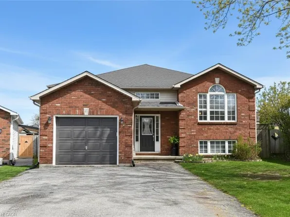 21 Glengary Cres, Haldimand County, ON N3W 2L7