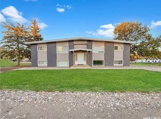 601 6th Avenue NE, Swift Current, SK S9H 2M5