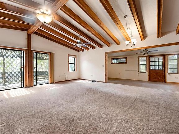 5th image of 3034 Proctor Rd