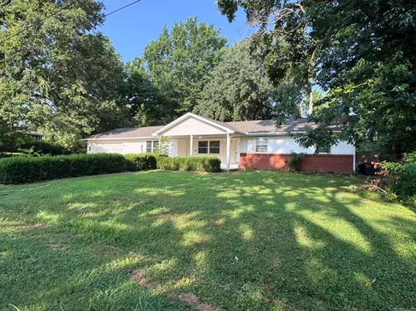 1024 Maple St, Mountain Home, AR 72653