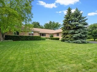 322 Redbird Rd, Bloomingdale, IL 60108