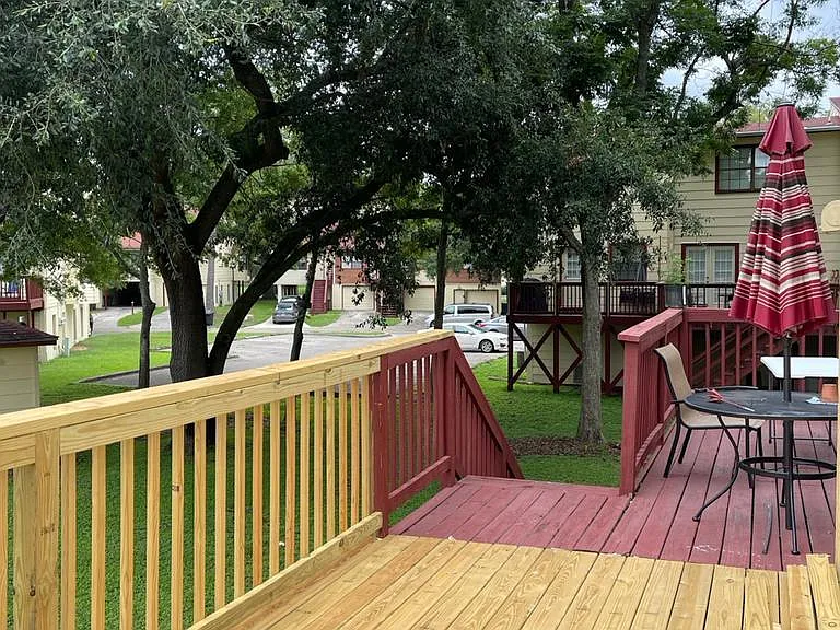 422 Indian Village Trl — Photo 13