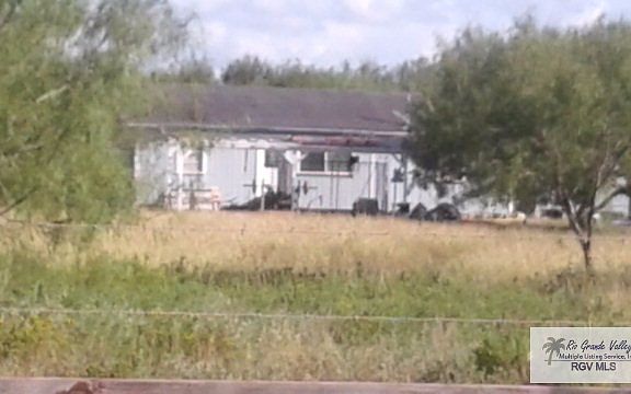 3rd image of 32387 Lemon Dr