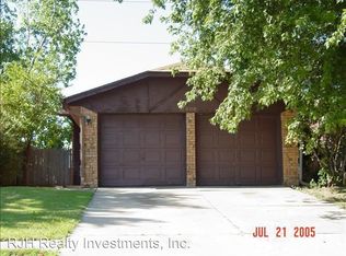 2000 Shadow St, Norman, OK 73071