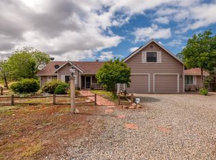 14999 Oak Creek Rd, Prather, CA 93651