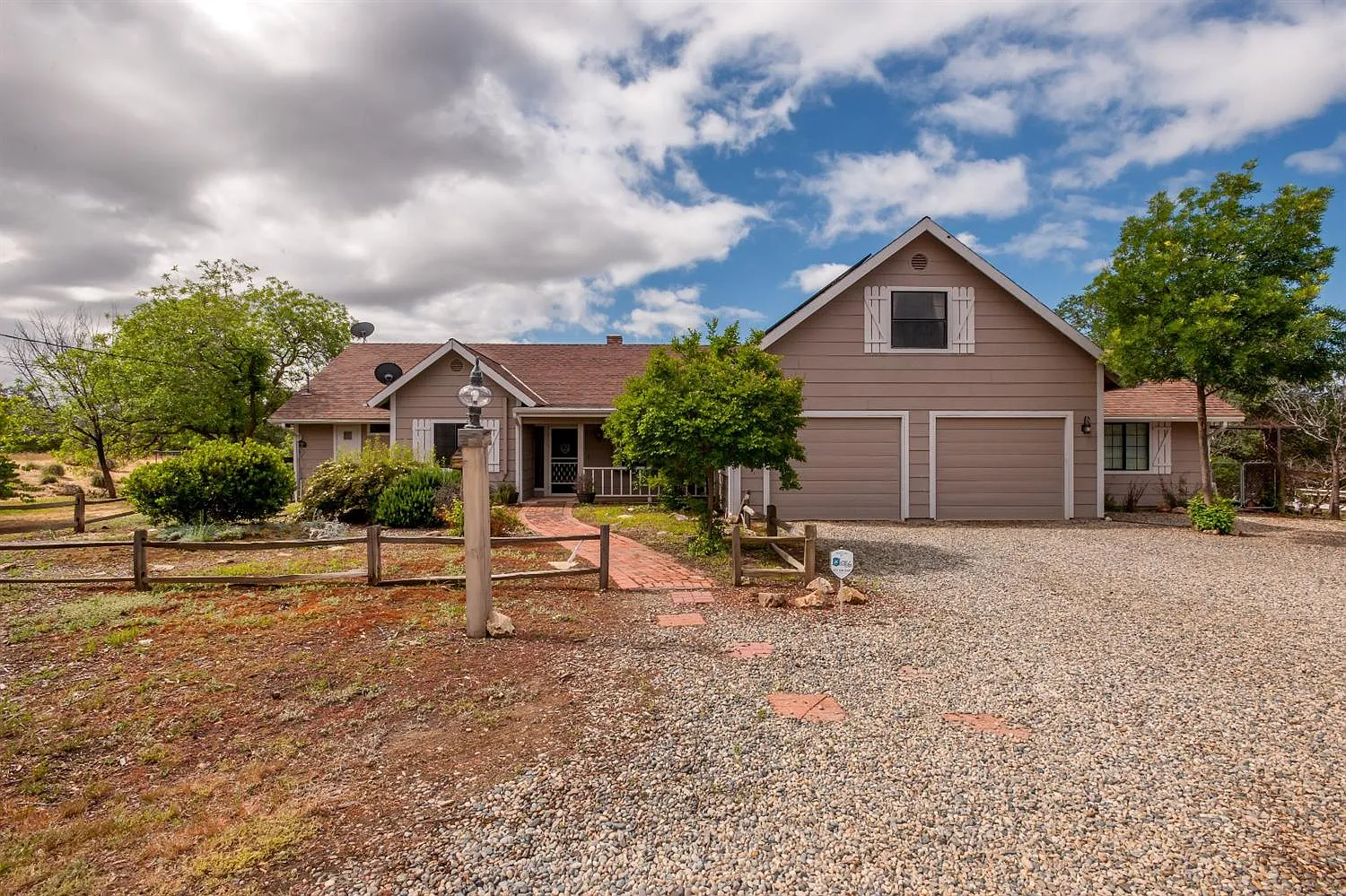 14999 Oak Creek Rd photo 1