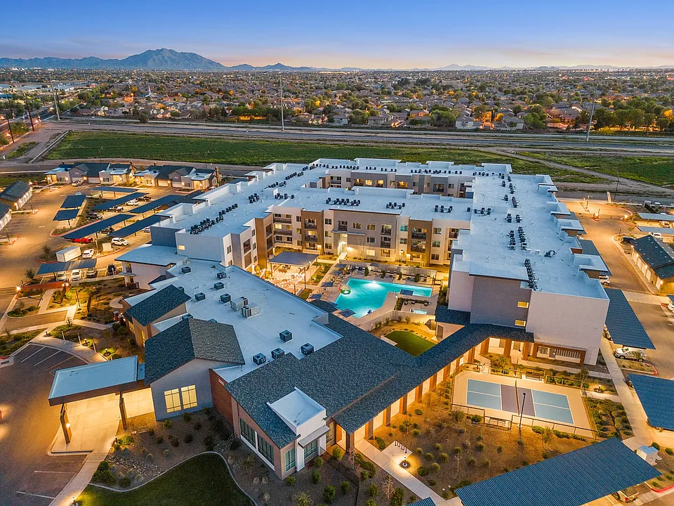 Album Cooley Station - 55+ Active Adult Apartments