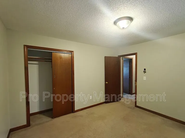 42 Lyric Ave — Photo 11
