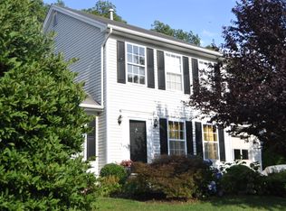 49 Magnolia Rd, Milford, CT 06461