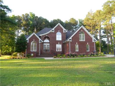 145 Lakeshore Dr, Benson, NC, 27504