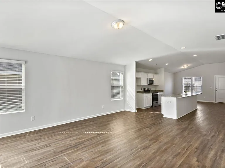 546 Hatteras Dr — Photo 4