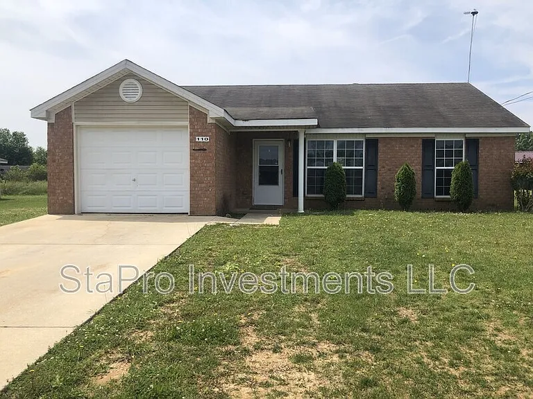 110 Village Pl — Photo 1