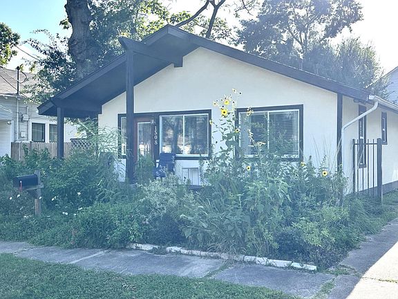 3rd image of 1508 Lawrence St