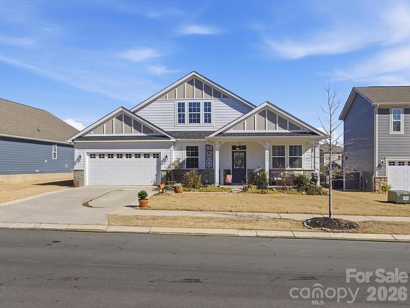 2nd image of 1411 Ainslie Place Rd