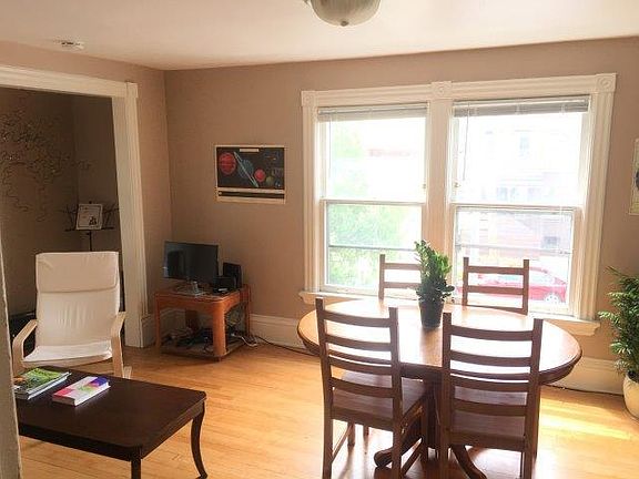 4th image of 217 N Blair St #217