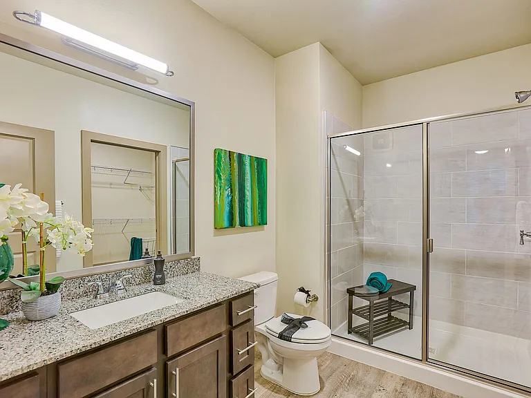 Tower Bay Lofts — Photo 19