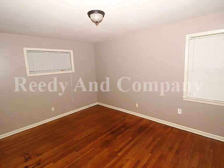 848 Biggs St — Photo 10