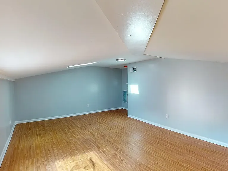 333 Humphrey St #8 — Photo 15