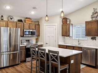 906 Southside Dr, Woodville, WI 54028