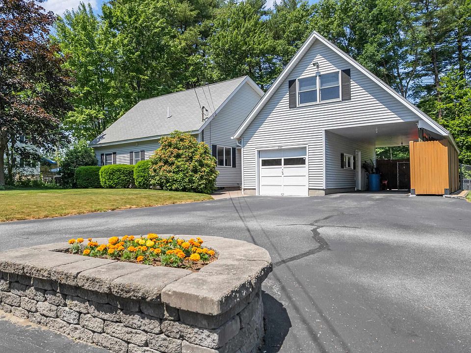 847 west hollis Street, Nashua, NH 03062 Zillow