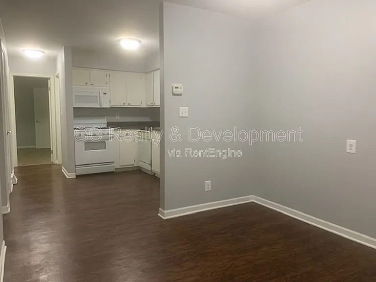 11 Simpson St #F — Photo 3