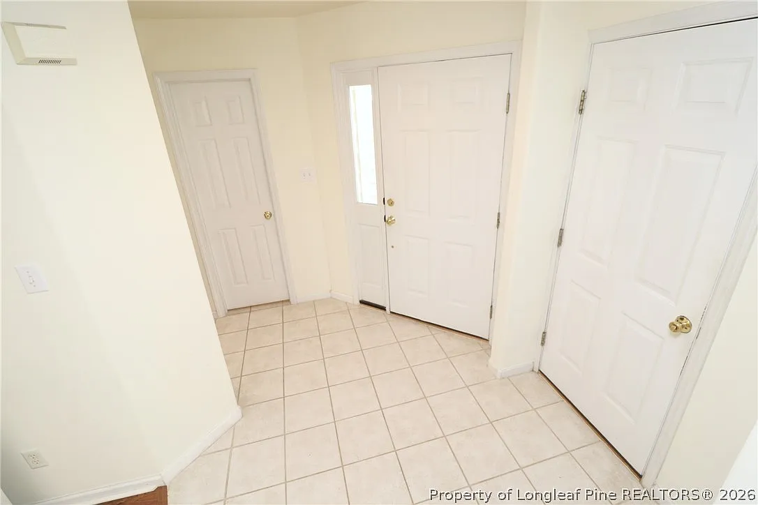 3 bed, 2.5 bath, $1,995 — Photo 3