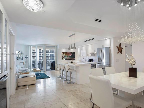 3rd image of 4775 Collins Ave APT 2508